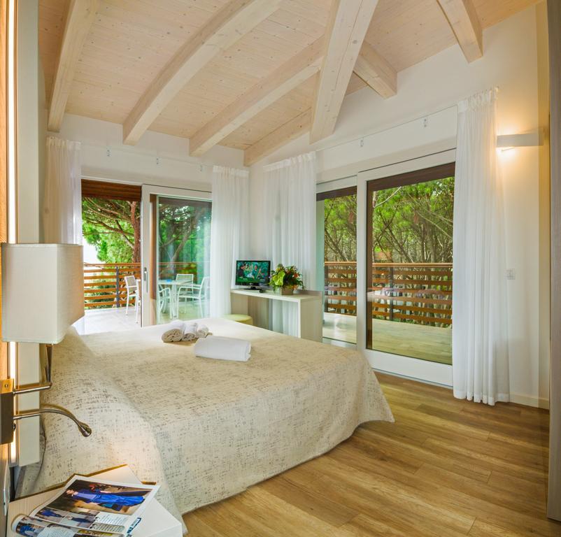 Park Hotel Pineta & Dependance Suite เอราเกลอามาเร ภายนอก รูปภาพ